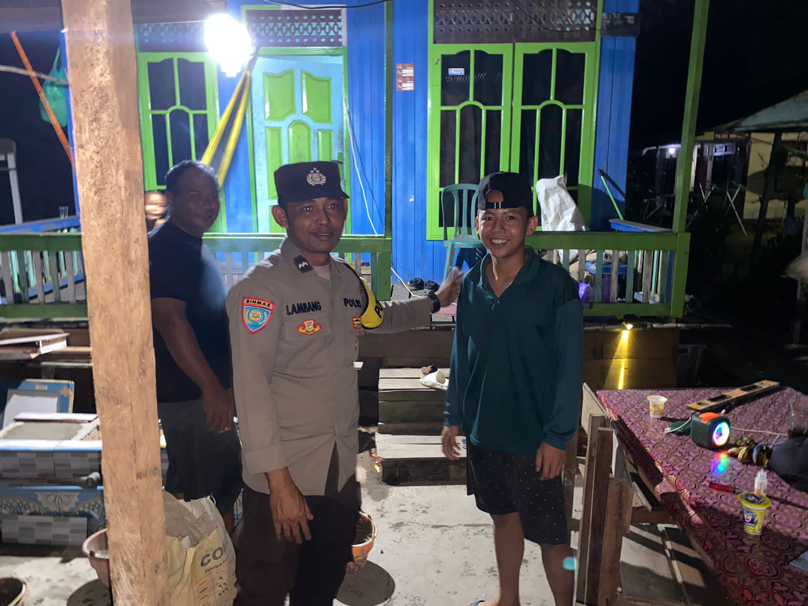 Polsek Montallat Laksanakan Patroli Malam Untuk Ciptakan Keamanan Dan Ketertiban Masyarakat