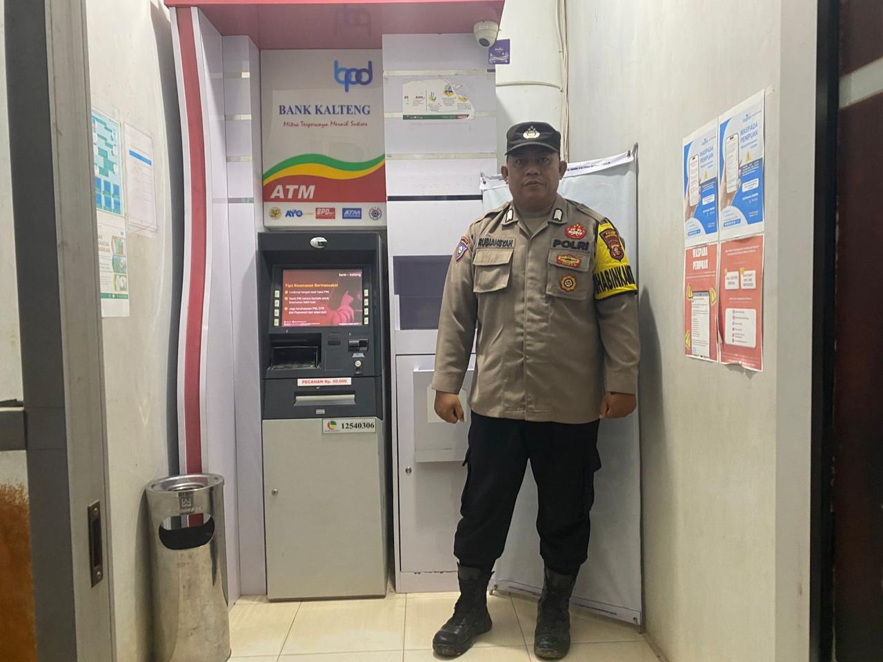Piket Polsek Patroli ke Perbankan Atm