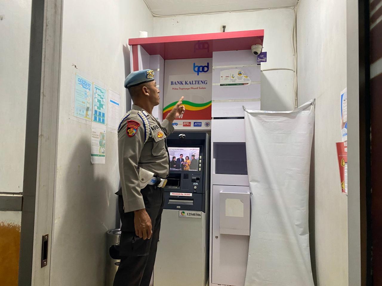 Piket Polsek Patroli ke Perbankan Atm