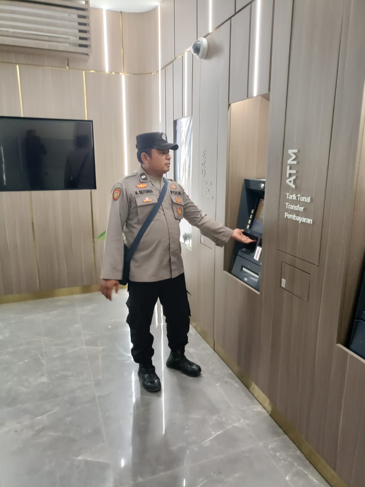 Cegah Gangguan Kamtibmas, Piket Malam Polsek Bulik Patroli ATM