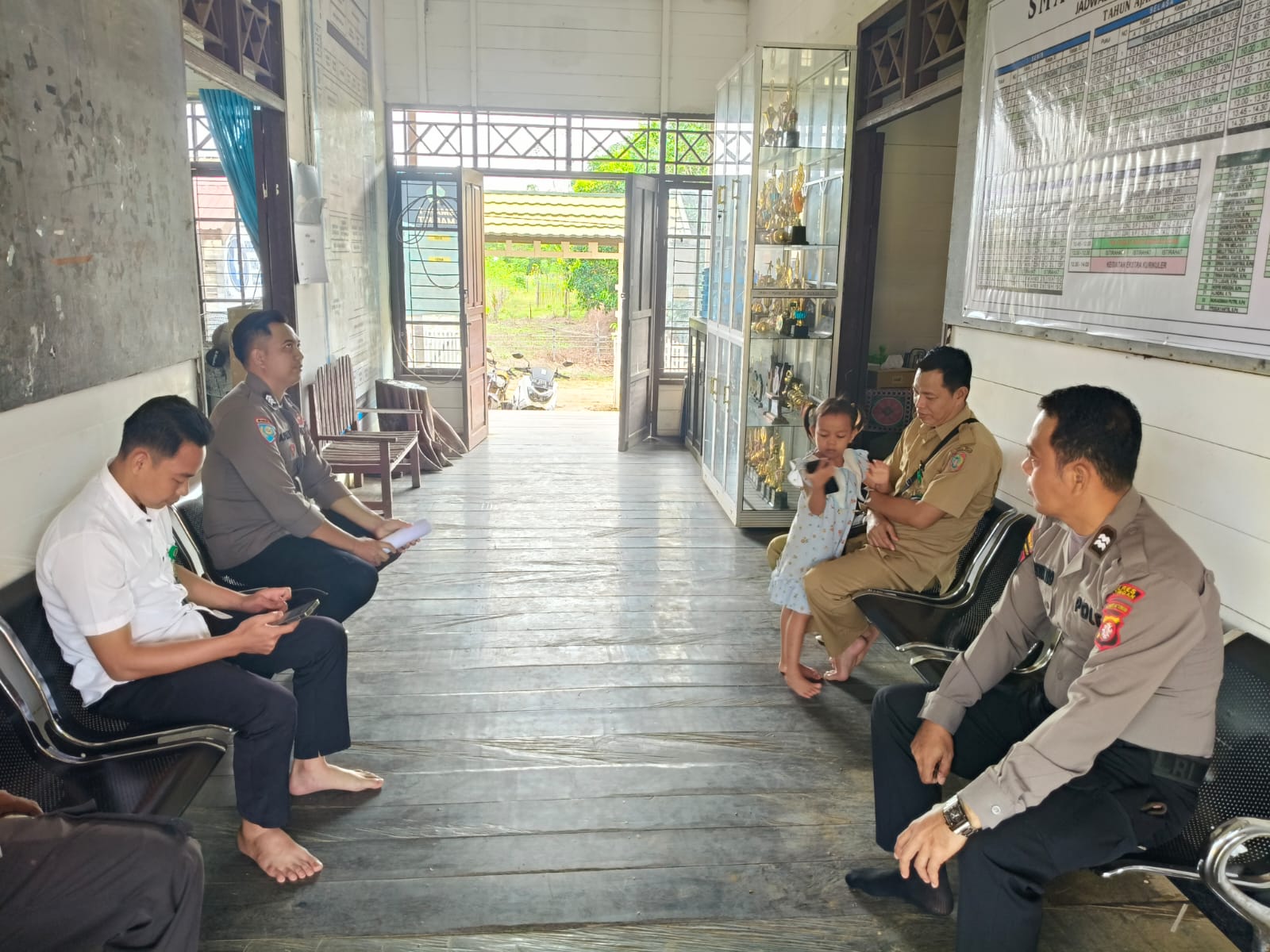 Polsek Marikit Melaksanakan Kegiatan Cooling System Kepada Tomas,Toga dan Todat Kec. Marikit.