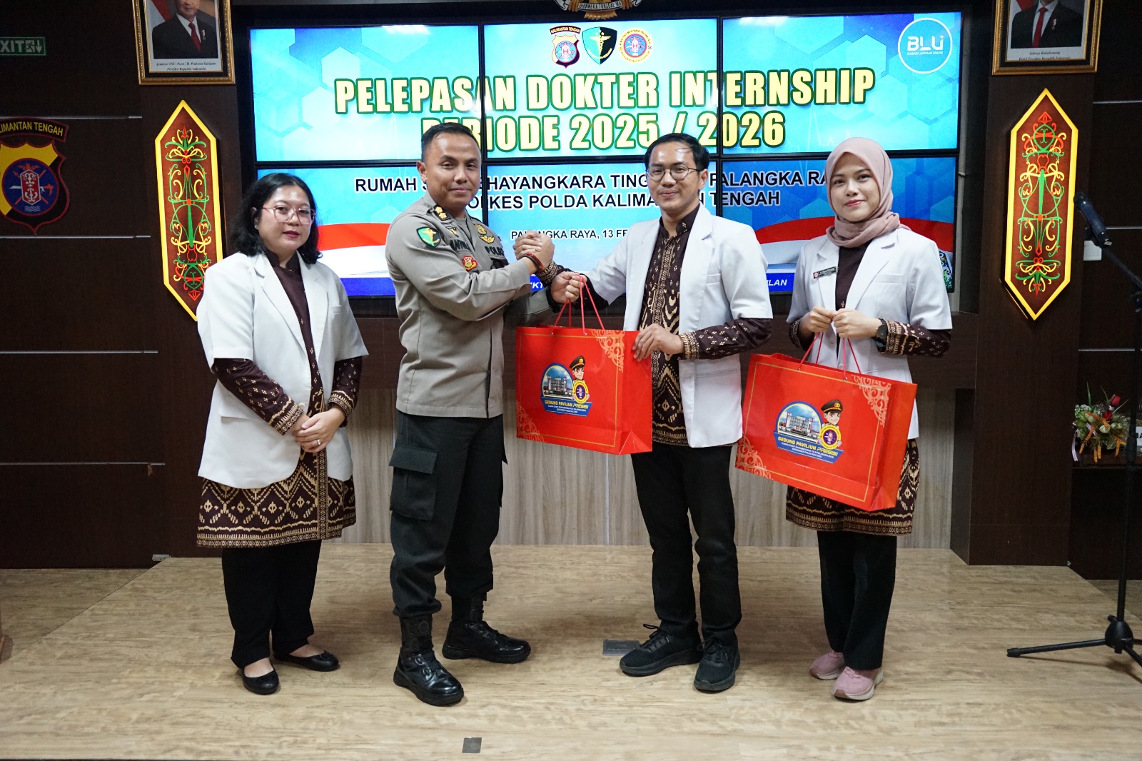 Akhiri Program Internship 2025–2026, Rumkit Bhayangkara Polda Kalteng Lepas 16 Dokter Muda