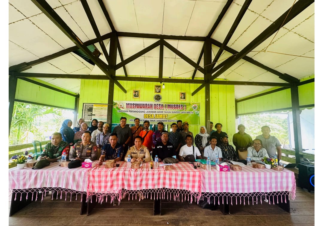 Kapolsek Teweh Timur Hadiri Musdes LPJ BUMDes Jaya Mulya Desa Jamut