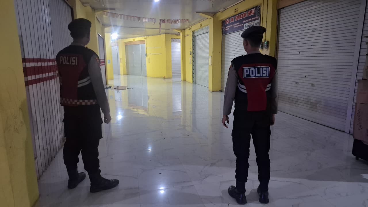 Sat Samapta Laksanakan Sambang Ke Pertokoan