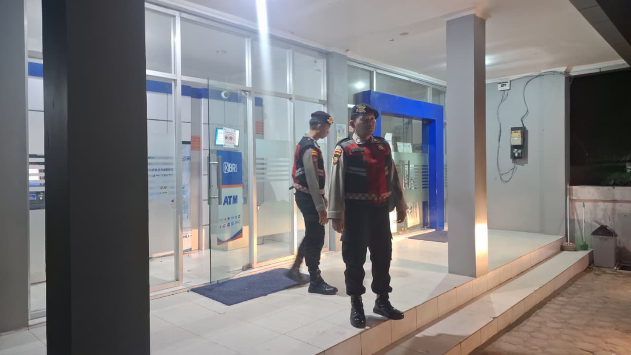 Piket Samapta melaksanakan Patroli di Objek-objek Vital Bank ATM