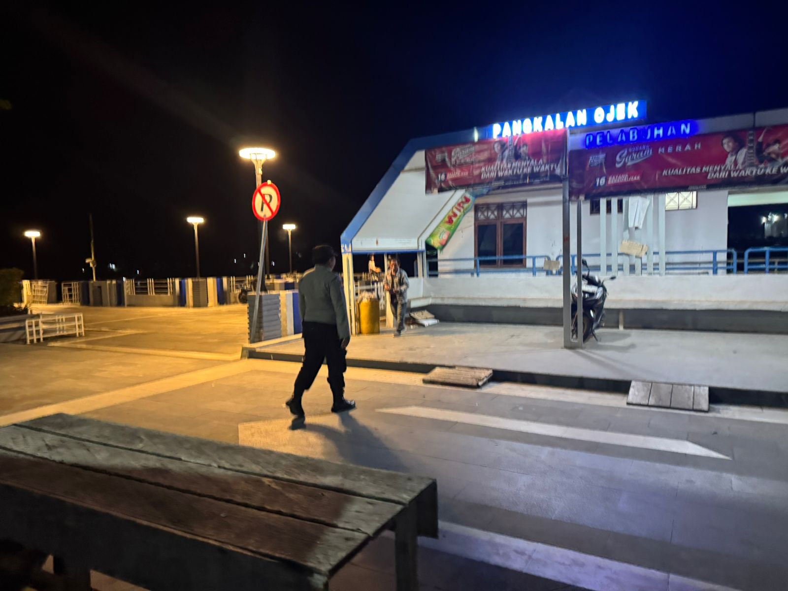 Cegah Aktivitas Kriminalitas Pada Malam Hari, Polsek Teweh Tengah Laksanakan Patroli Malam