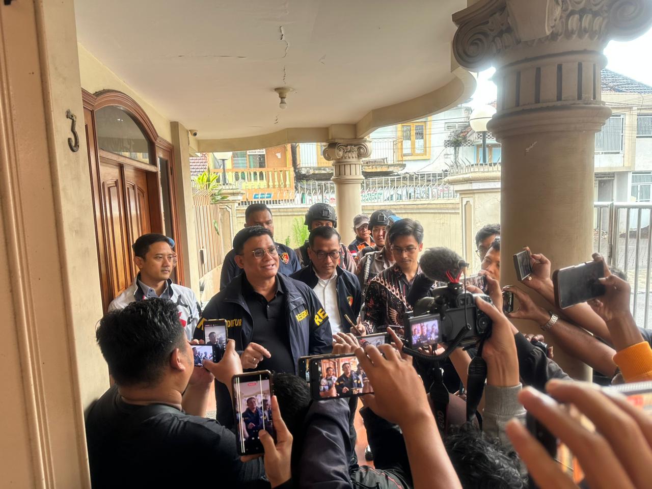 Bareskrim Geledah 3 Lokasi Terkait Dugaan TPPU Emas Ilegal Rp25,8 Triliun