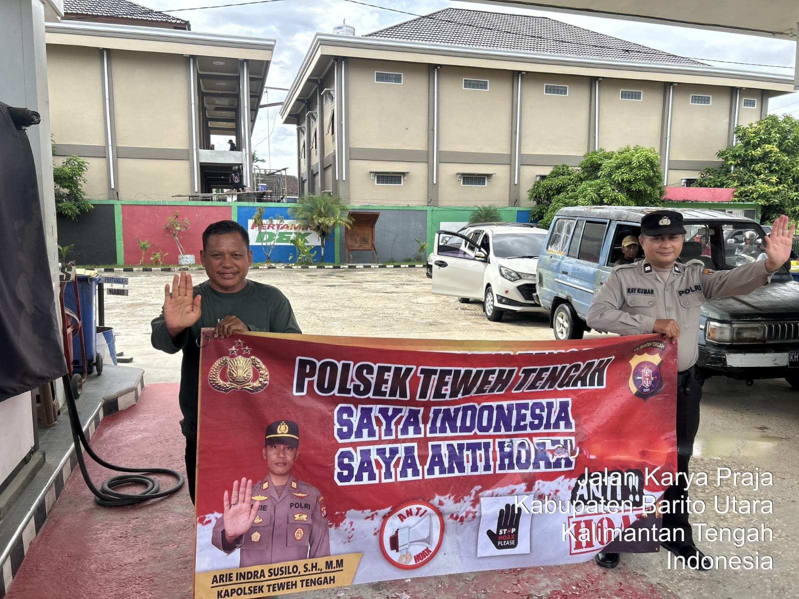 Sapu Bersih Berita Hoax, Polsek Teweh Tengah Sampaikan Stop Hoax Kepada Warga