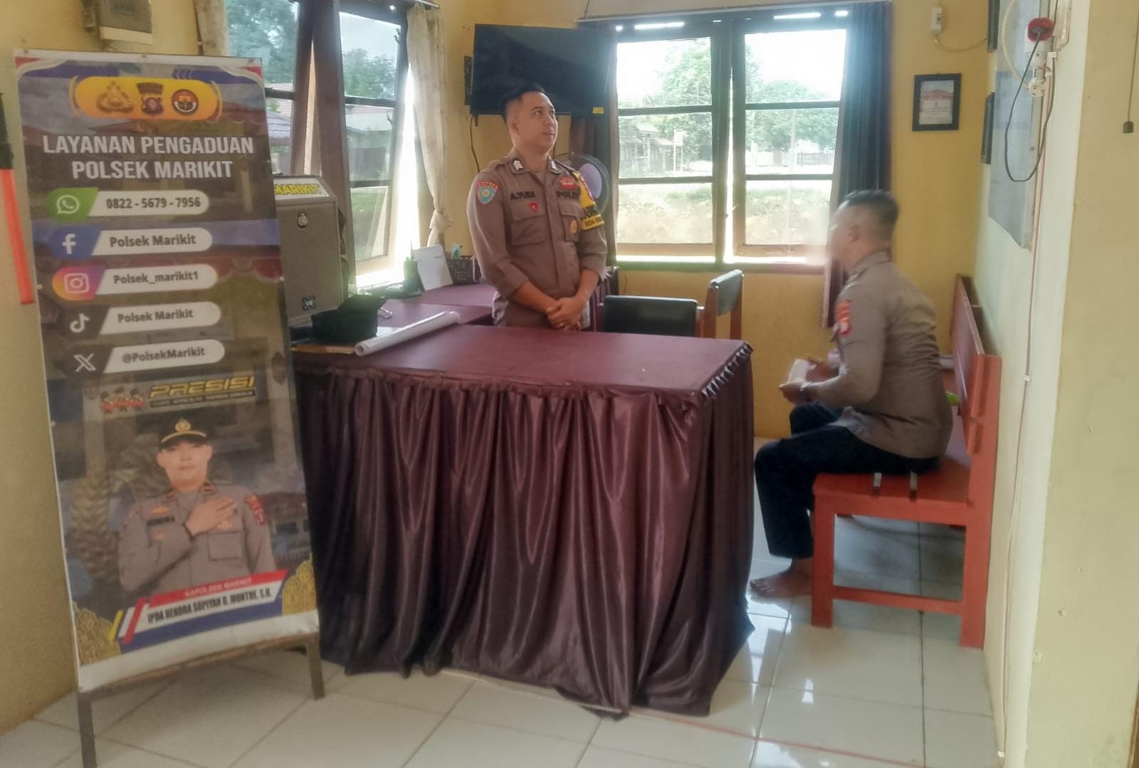 Personil Polsek Marikit Stand By di Mako Penjagaan.