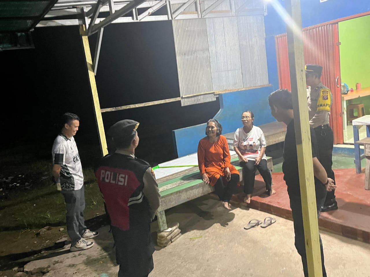 Personel Samapta Polres Lamandau Laksanakan Patroli dan Sambangi Masyarakat