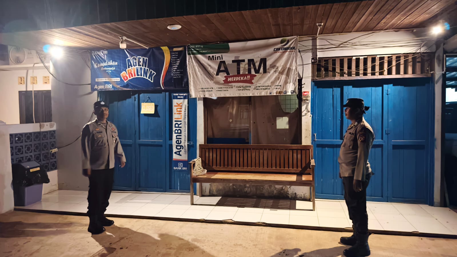 Piket Polsek melaksanakan giat patroli Tempat Objek Vital di wilkum Polsek Delang