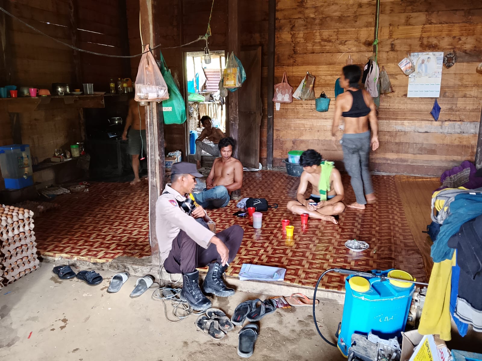 Polsek Teweh Timur Tingkatkan Sambang Warga untuk Jaga Stabilitas Kamtibmas