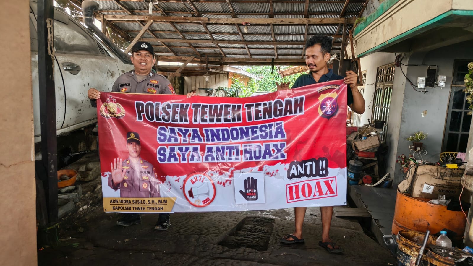 Sapu Bersih Berita Hoax, Polsek Teweh Tengah Sampaikan Stop Hoax Kepada Warga