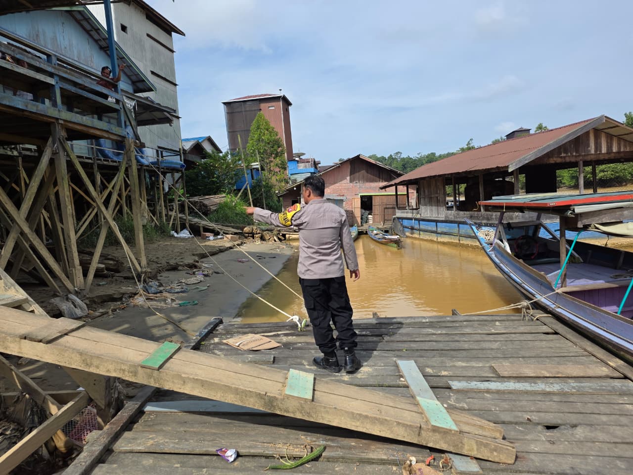 Debit Air terpantau normal , Polsek Katingan Hulu dan Bukit Raya Imbau Warga agar tetap selalu waspada.
