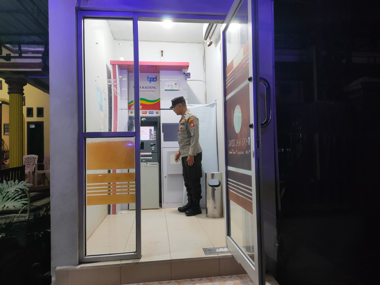 Piket Polsek Patroli ke Perbankan Atm