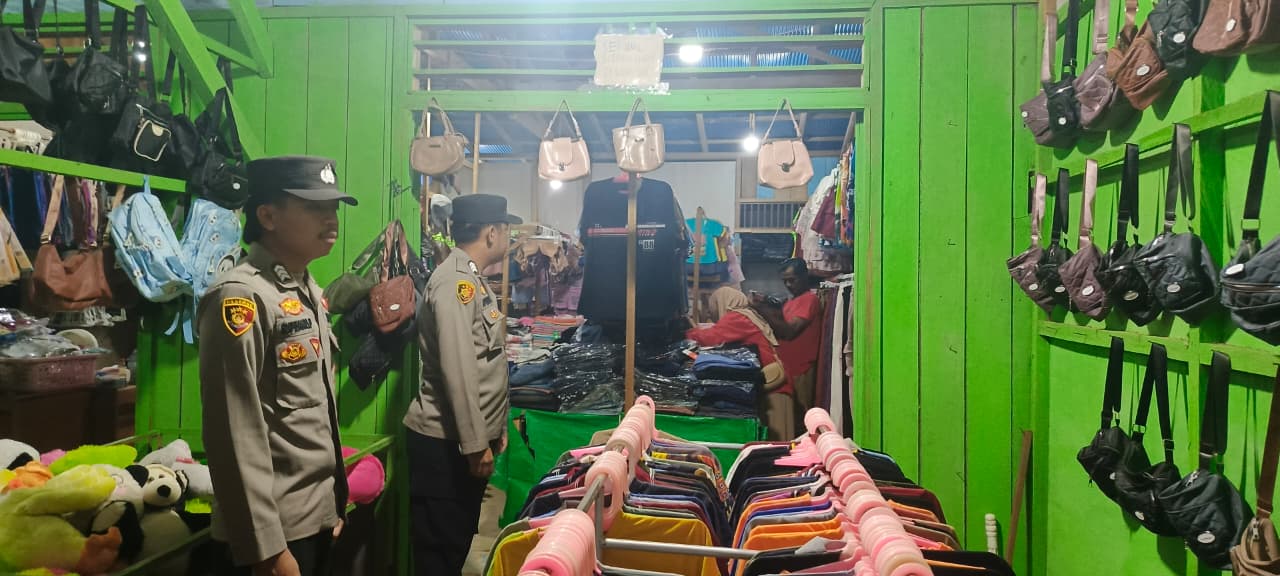 Piket Polsek Lamandau sambang dan Silaturahmi Ke Pedagang