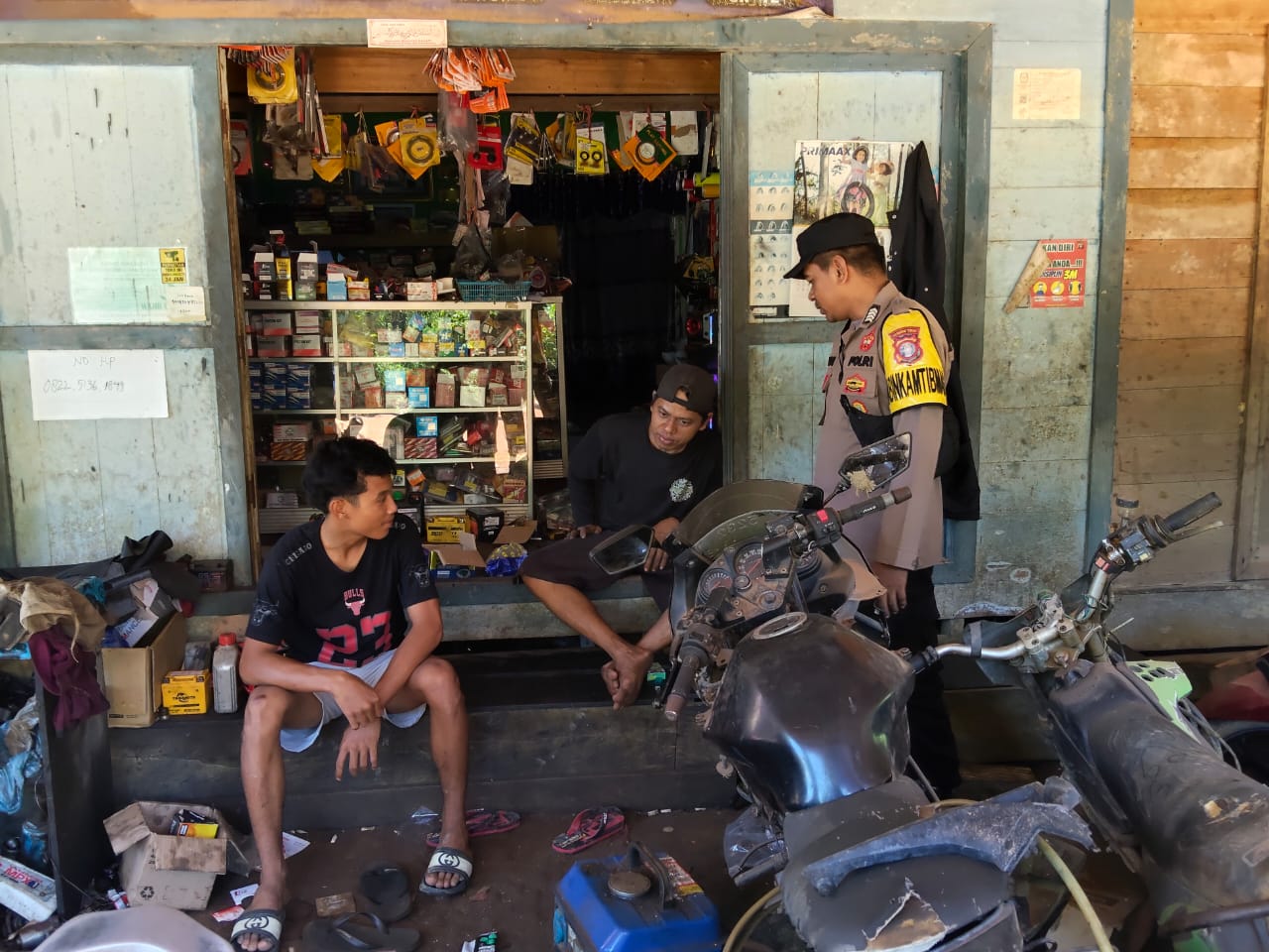 Polsek laksanakan sosialisasi Cooling System ke Masyarakat diwilayah Kec. Marikit Kab. Katingan.