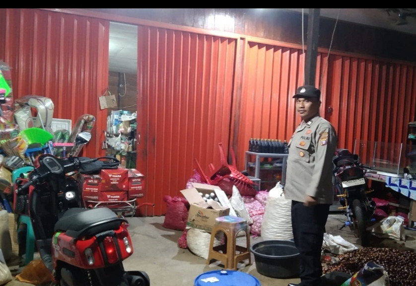 Piket Polsek Patroli kepertokoan diwilkum Polsek Delang