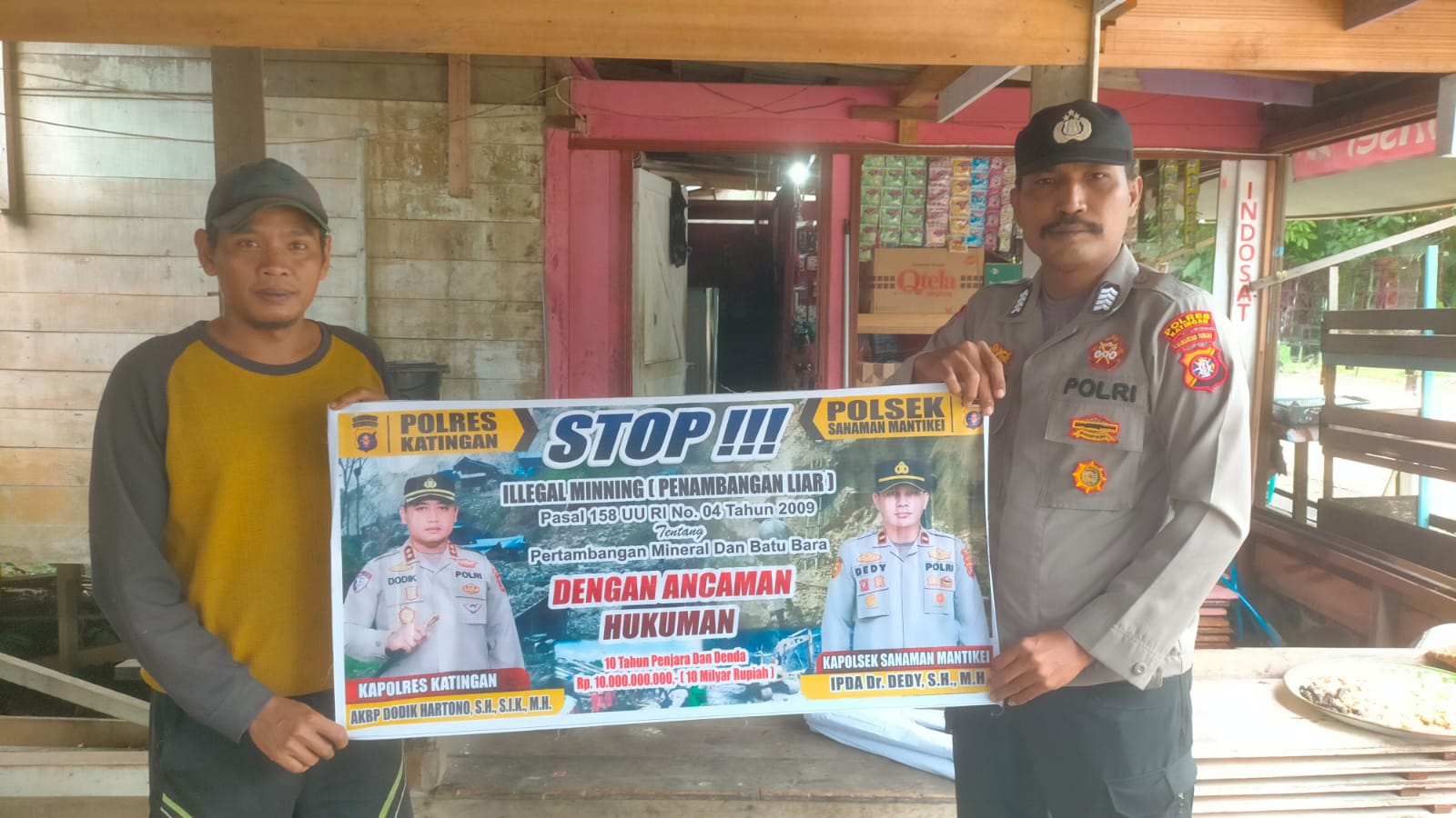 Bhabinkamtibmas Desa Tumbang Jala Sosialisasi tentang larangan Ilegal Minning.