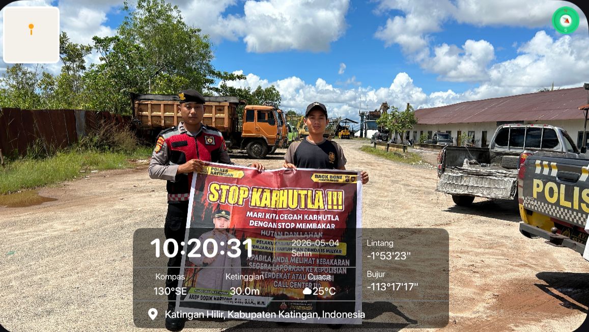 Personel Samapta Polres Katingan Sosialisasikan Pencegahan Karhutla kepada Masyarakat Desa Hampalit.