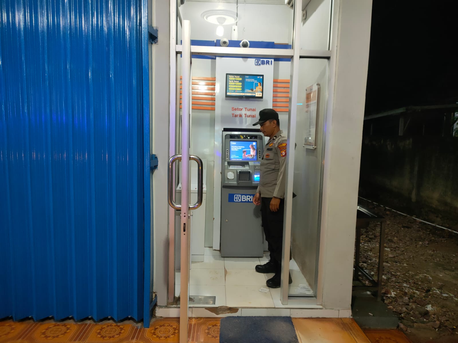 Piket Polsek Patroli ke Perbankan Atm