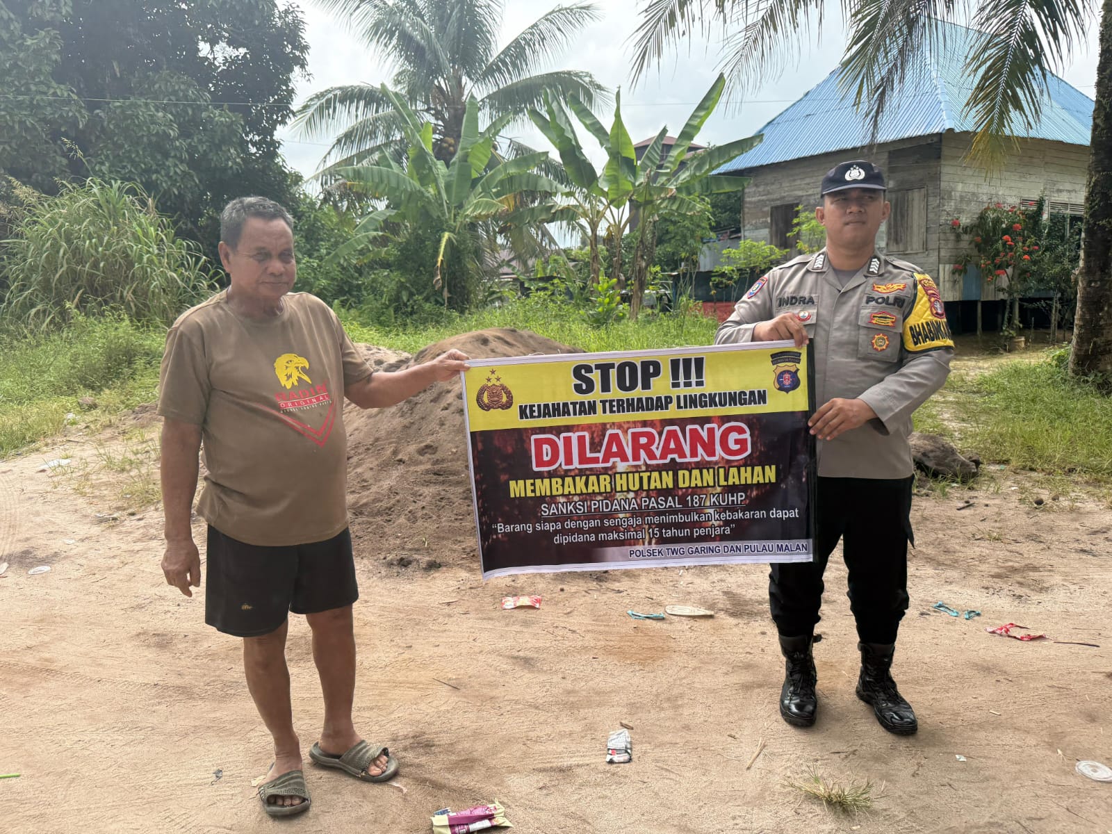 Bhabinkamtibmas Piket Polsek Tws Garing dan Pulau Malan terus sosialisasi Stop Karhutla kpd Masyarakat.