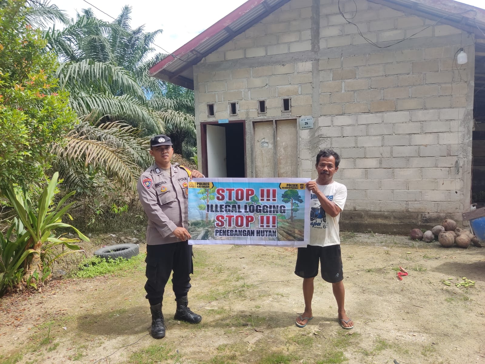 Bhabin Polsek Tws Garing dan Pulau Malan gencar gencar rutin sosialisasi larangan ilegal Logging dan Meaning.