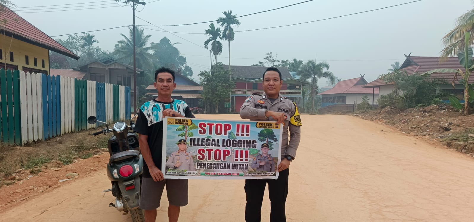 Upaya Pencegahan Penebangan Hutan secara Liar (Ilegal Logging), Bhabinkamtibmas sosialisasi kepada masyarakat.