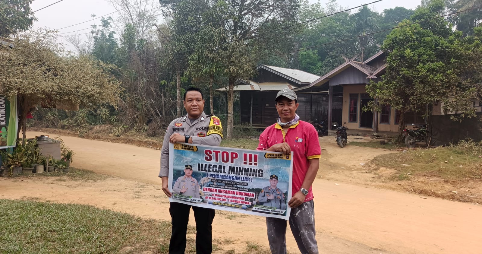 Upaya pencegahan Penambangan Emas Tanpa Ijin (PETI) di Kecamatan Katingan Hulu dan Bukit Raya, Bhabinkamtibmas sosialisasi kepada masyarakat.