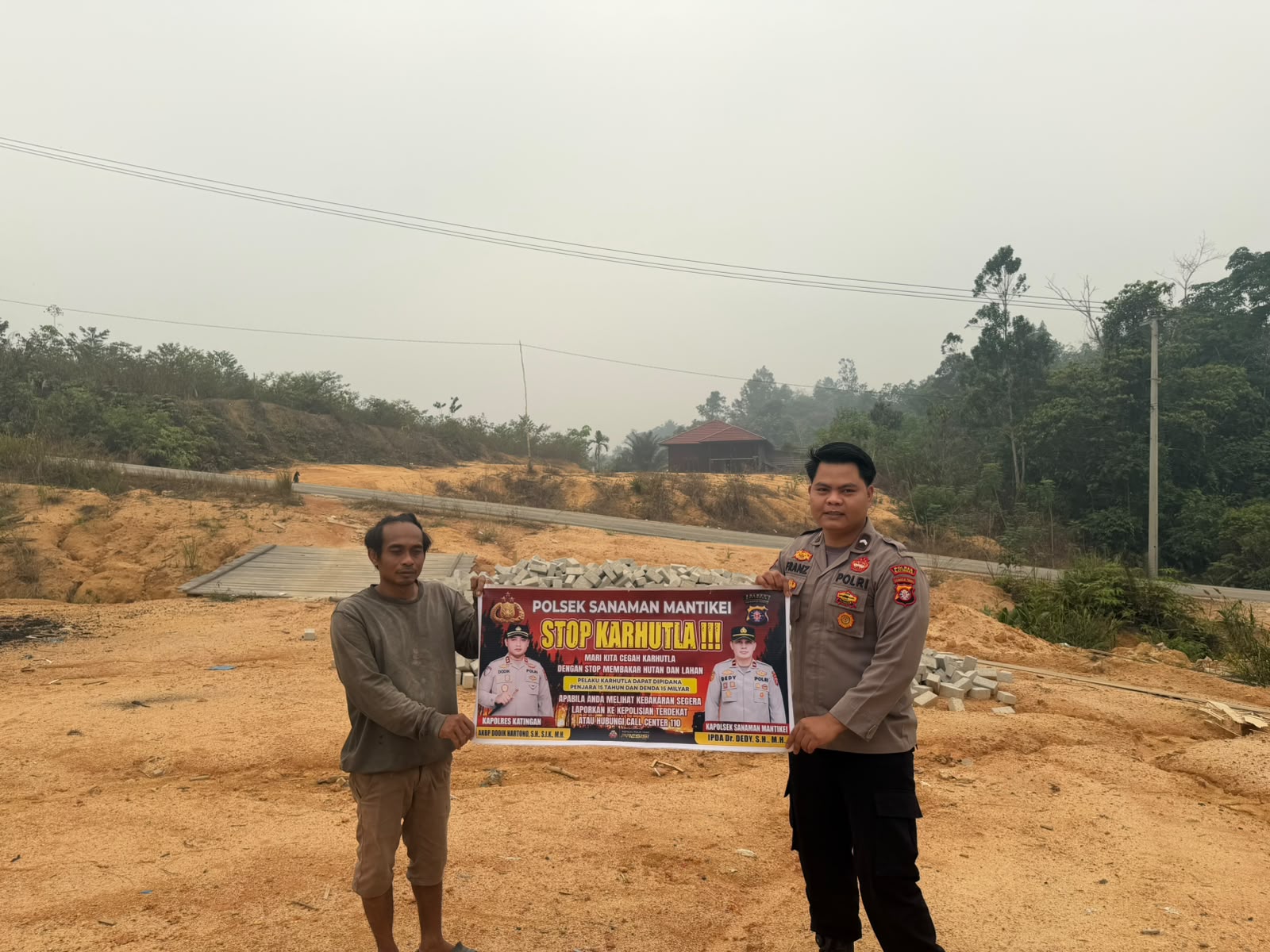Bhabinkamtibmas Desa Tumbang Kaman Sosialisasi imbauan tentang Karhutla